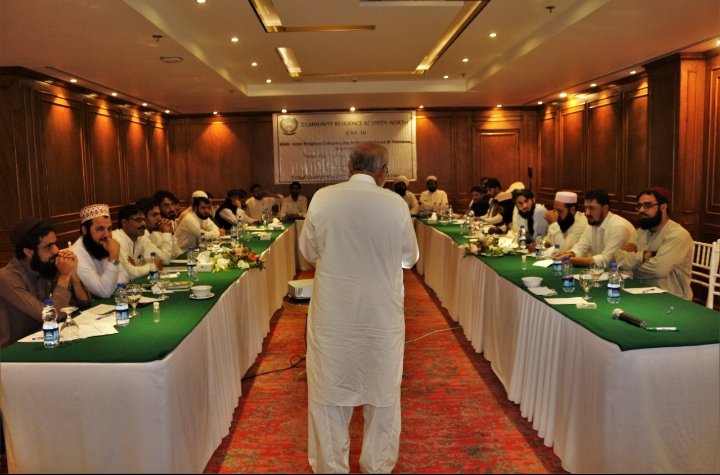 Saptahik Kokan Samana | इस्लामाबादमध्ये धार्मिक नेते आणि वडिलांसाठी आठ...